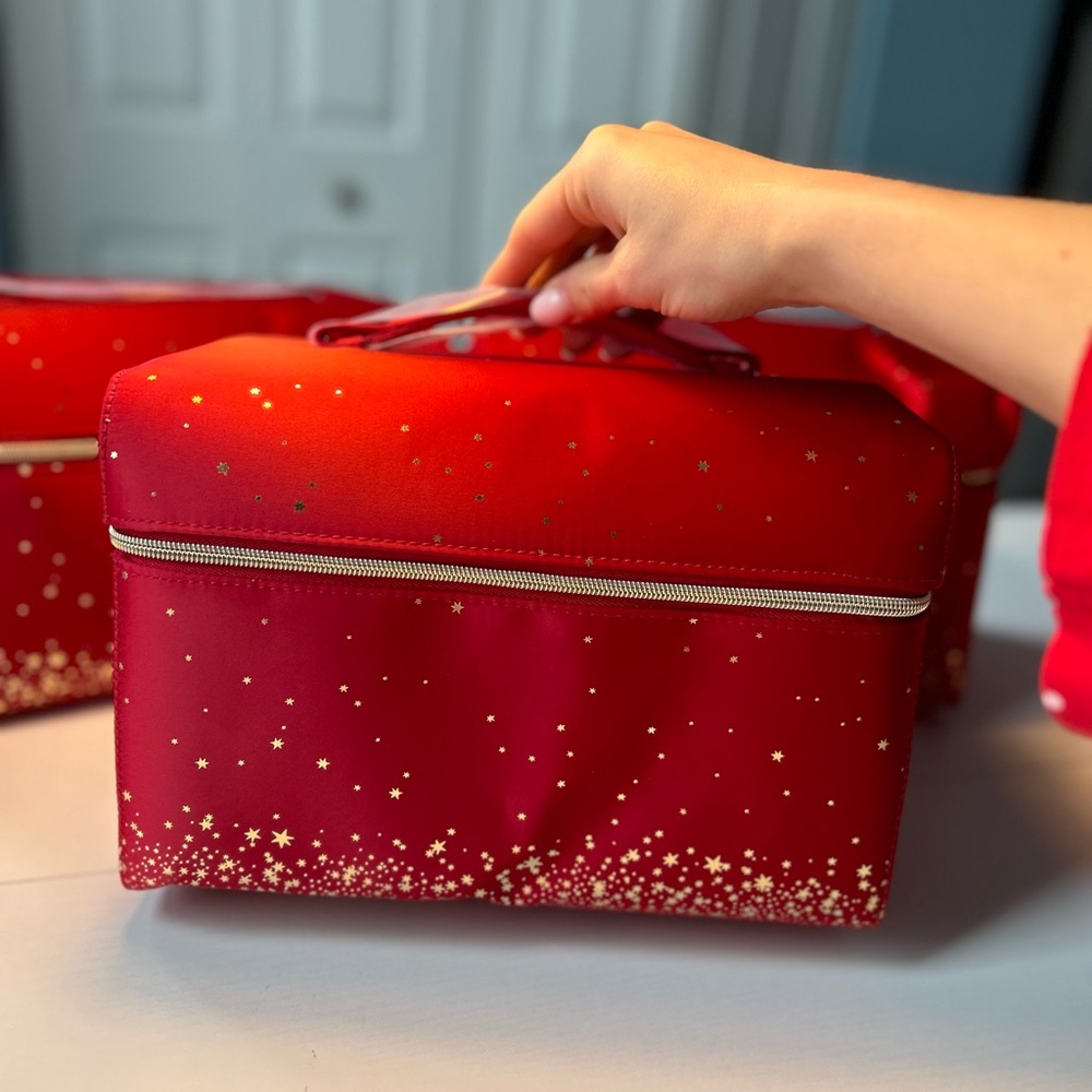 Estée  Lauder cosmetics bag case